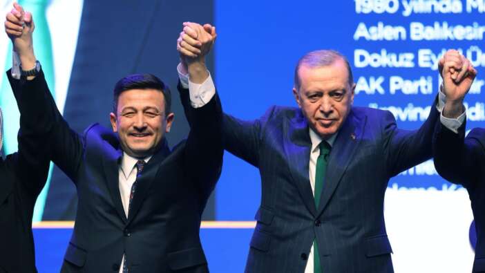 AK Parti'nin İzmir adayı Hamza Dağ oldu! İşte ilk mesajı: Yeni bir hikaye yazmak için başlıyoruz