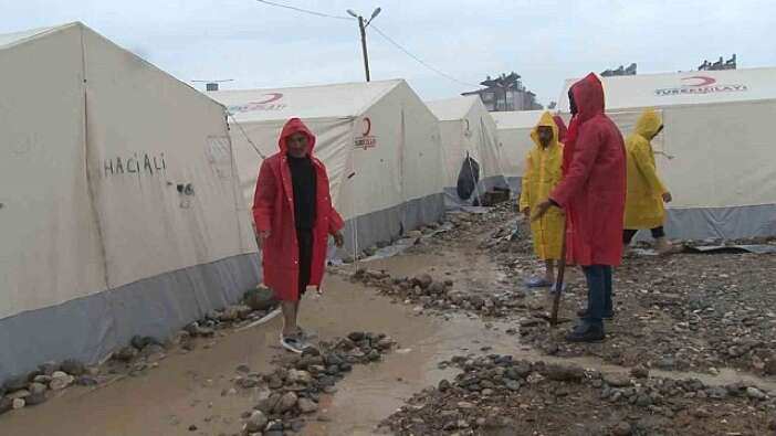 Don ve buzlanmaya dikkat! 23 Ocak 2024 Salı deprem bölgesinde hava durumu!