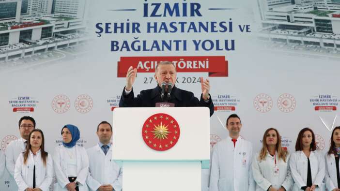 Cumhurbaşkanı Erdoğan İzmir'de müjdeyi verdi: 35 bin sağlık personeli alıyoruz