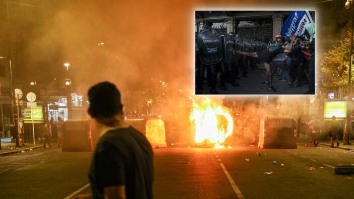 Arjantin'de Milei'ye karşı protestolar sürüyor: Binlerce kişi sokakta! Ülke savaş alanına döndü...