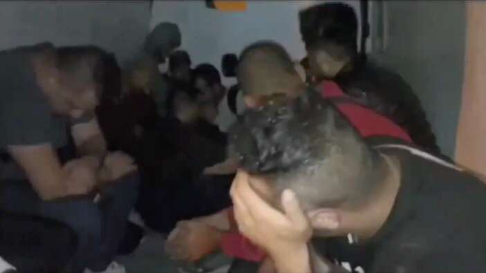 Çok sayıda ilde düğmeye basıldı: 123 göçmen kaçakçısı yakalandı!