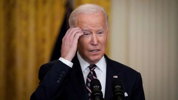 Kafası çok karışık: Biden şimdi de ölü liderlerle konuştuğunu söyledi