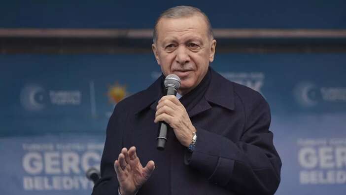 Cumhurbaşkanı Erdoğan'dan emeklilere bayram ikramiyesi müjdesi! "3 bin liraya çıkarıyoruz"