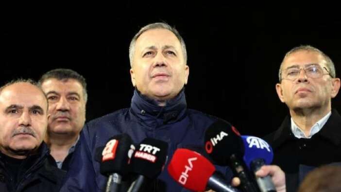 İçişleri Bakanı Yerlikaya maden ocağında başlanan toprak tahliyesinin detaylarını anlattı