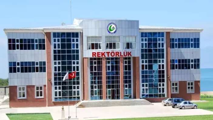 Araştırma Görevlisi, Dr. Öğretim Üyesi, Doçent ve Profesör adayları dikkat! Yeni ilanlar Resmi Gazete'de yayımlandı!