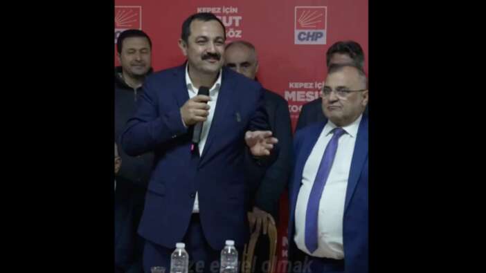AK Parti Kepez Belediye Başkan adayı Rıza Sümer'den CHP'li rakibine karanfil... "Kampanya dediğin böyle olacak"