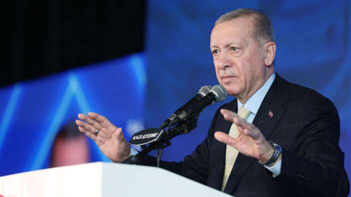 Cumhurbaşkanı Erdoğan'dan dikkat çeken gönderme: Seçimi kazanırsam AK Parti'de olacağım diyen sirk cambazlarına prim vermeyin