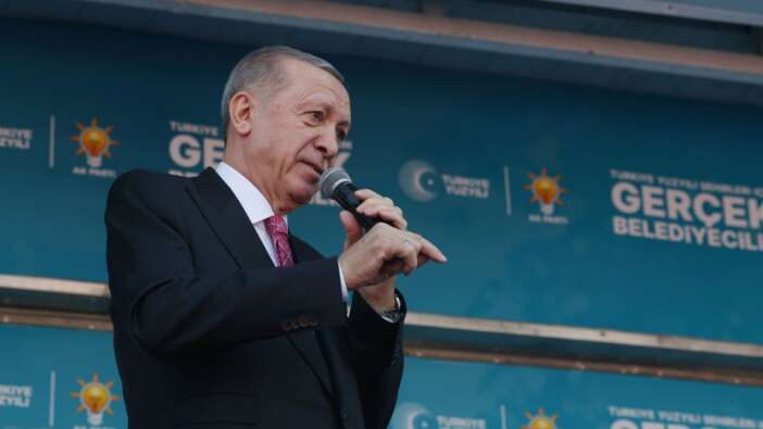 Cumhurbaşkanı Erdoğan'dan CHP ile DEM Parti'nin gizli ittifakına tepki: İstanbul ve Mersin'de kurulan kirli ittifakın farkındayız!