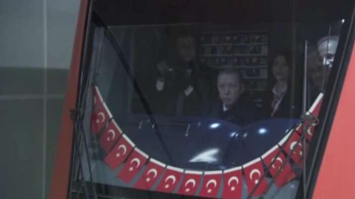 Cumhurbaşkanı Erdoğan yeni metro hattının test sürüşünü yaptı