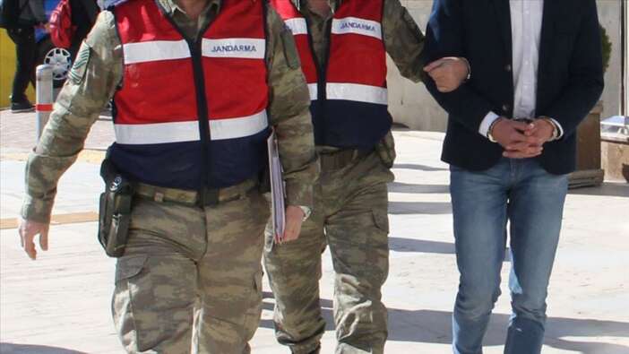 Manisa merkezli 7 ilde MAHZEN-11 Operasyonu! 3 ayrı organize suç örgütü çökertildi! Elebaşlarının da aralarında olduğu 18 şüpheli yakalandı