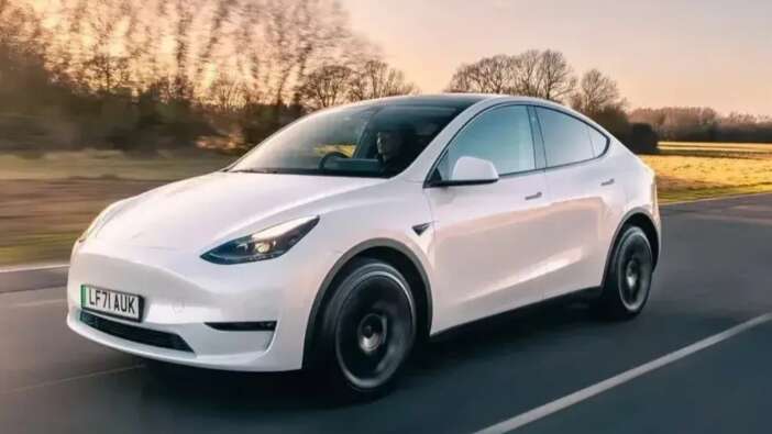 Tesla en çok satan modellerinden birine zam yaptı