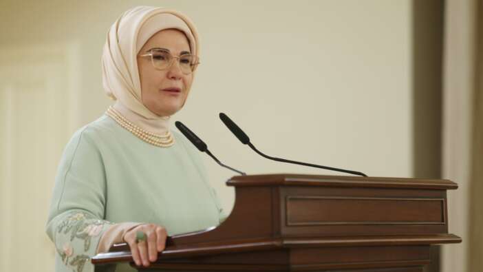 Emine Erdoğan, Gönül Elçileri ve vali eşleriyle iftarda bir araya geldi!