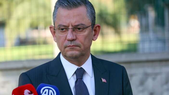 Özgür Özel 15 Temmuz'da tankların önüne atlayan gençlere hakaret etti