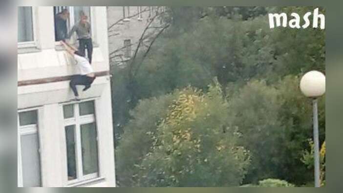 Moskova'da okula silahlı saldırı! Yaralılar var...