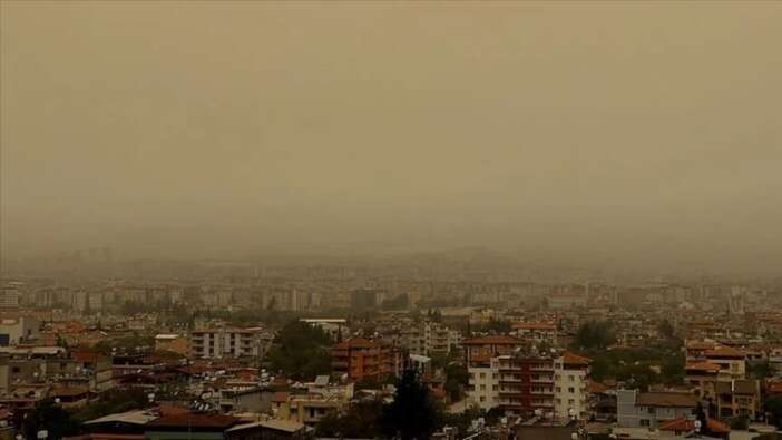 O bölgelerde yaşayanlar dikkat! Meteorolojiden Marmara ve Ege için toz taşınımı uyarısı
