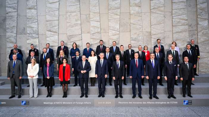 Bakan Fidan NATO Dışişleri Bakanları Toplantısı'nda mevkidaşları ile görüştü