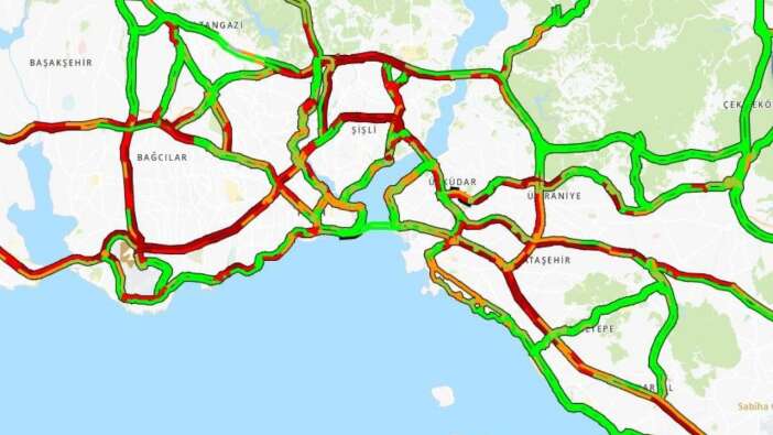 İstanbul'da trafik yoğunluğu yaşanıyor! İşte son durum!