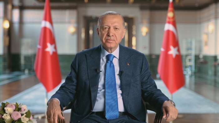 Cumhurbaşkanı Erdoğan'dan Ramazan Bayramı mesajı! Enflasyon için yılın ikinci yarısını işaret etti!