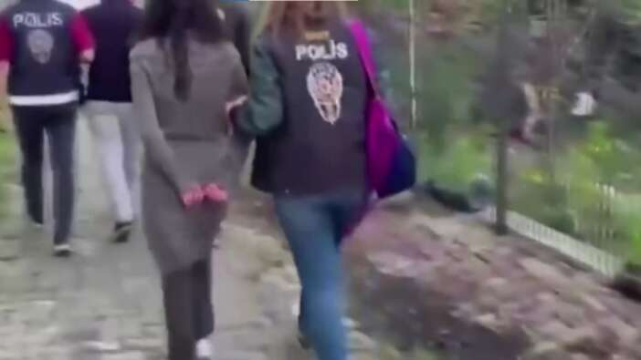 Kamu görevlisi kılığına giriyorlardı! İstanbul merkezli 5 ilde dolandırıcılara SİBERGÖZ-31 Operasyonu: 18 gözaltı var