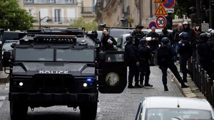 Paris'te alarm: İran Büyükelçiliği'nde 'canlı bomba' tehdidi!