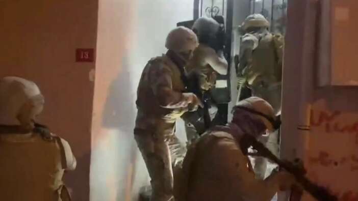 Bursa merkezli 7 ilde MAHZEN-32 Operasyonu! Elebaşılığını Hakkı Saral'ın yaptığı organize suç örgütü çökertildi: Çok sayıda gözaltı var