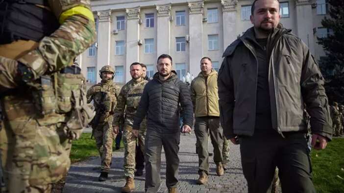 Zelenskiy kritik ismi görevden aldı! 'Putin'e hediye olacaktı'