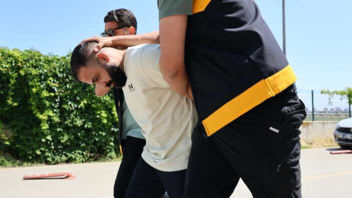 Kırmızı bültenle aranıyordu... 'Kürt Tilkisi' annesini öldürünce Türkiye'ye gelen İsmail Abdo yakalandı!