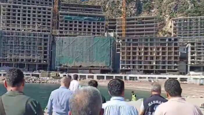 Marmaris'te Sinpaş'a baskın! İnşaat yasağına rağmen yapılan ucube projenin tüm çalışmaları belediye başkanı tarafından durduruldu