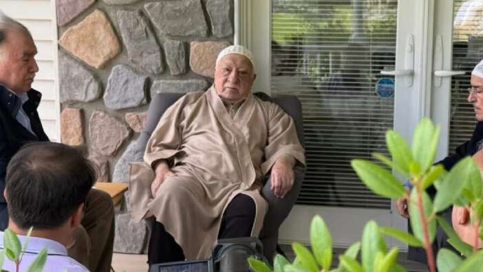 Gülen'in yeni görüntüleri yayınlandı! Ağzından 3-4 cümle alabilmek için saatlerce uğraştılar...