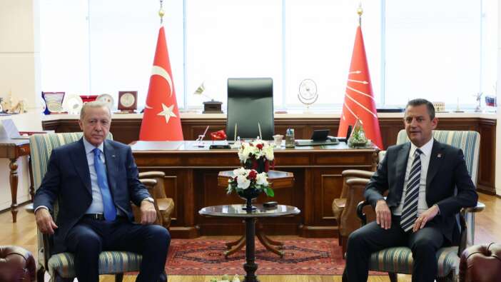 Cumhurbaşkanı Erdoğan ile Özgür Özel'in görüşmesi sona erdi