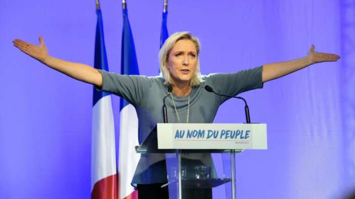 Fransa'da ipi eline alan Le Pen'den göçmen karşıtı mesaj: Evlerine göndereceğiz!
