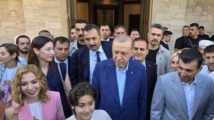 Cumhurbaşkanı Erdoğan, bayram namazını Marmaris'te kıldı! ''Allah, Haremi Şerif'in açılışını bu millete nasip eylesin''