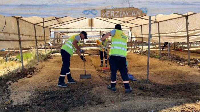 Sultanbeyli Belediyesi kurban alanında temizlik sürecini başlattı