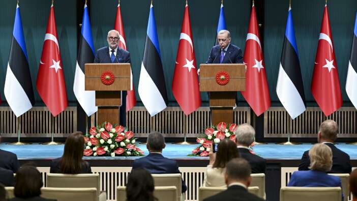 Cumhurbaşkanı Erdoğan ile Karis'ten ortak basın toplantısı: AB'ye ''tam üyelik'' mesajı!
