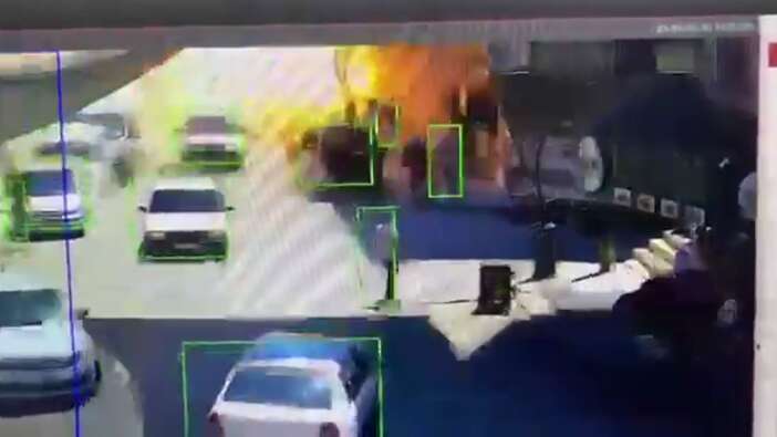İzmir'de bir restoranda patlama! Ölü ve yaralılar var!