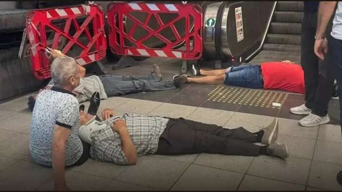İzmir'de korku dolu anlar! Metro merdiveni çöktü, yaralılar var...