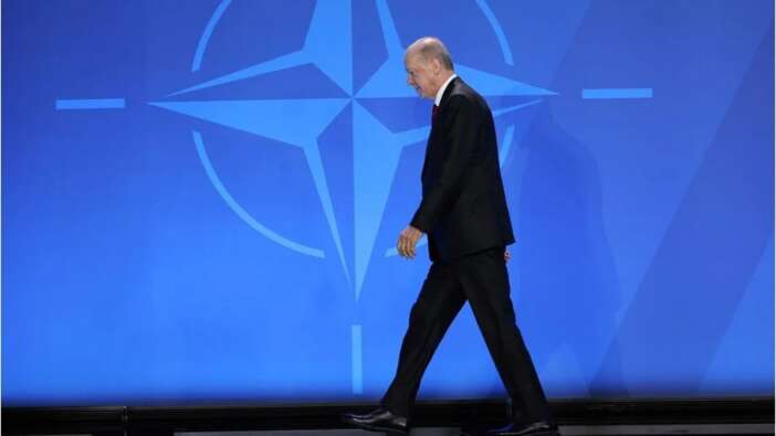 Cumhurbaşkanı Recep Tayyip Erdoğan'dan NATO Zirvesi'nde kritik temaslar!