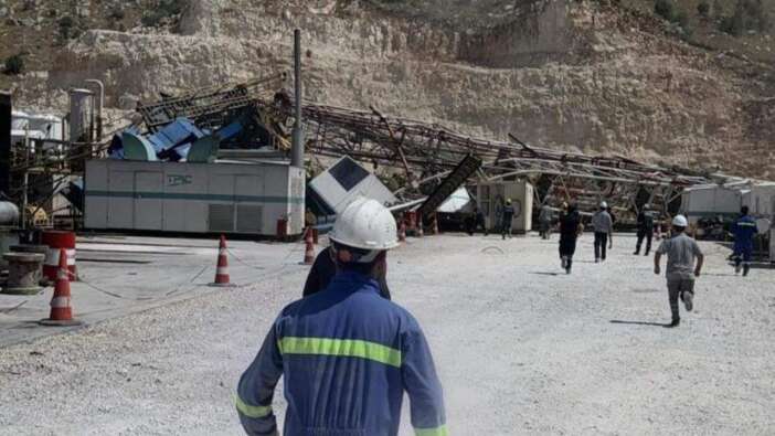Gabar Dağı'nda petrol arama sahasında sondaj kulesi devrildi!