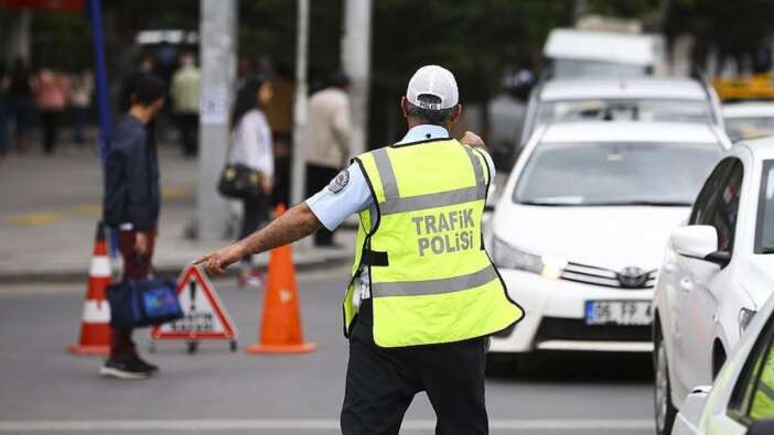 Bakan Yerlikaya duyurdu: 2 milyon 406 bin 651 araca denetim!