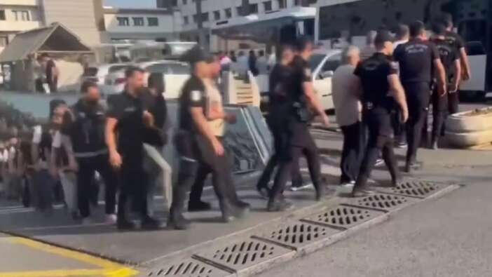 Bakan Yerlikaya duyurdu! 4 ilde tefecilere KUYU-11 Operasyonu! 61 şüpheli yakalandı