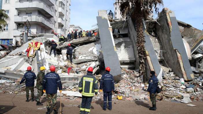 35 kişiye mezar olmuştu! Acı rapor yayınlandı! Ezgi Apartmanı'nın yıkılma nedeni belli oldu!