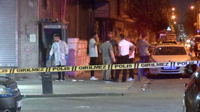 Gece yarısı dehşet! Sultangazi'de silahlı saldırı!