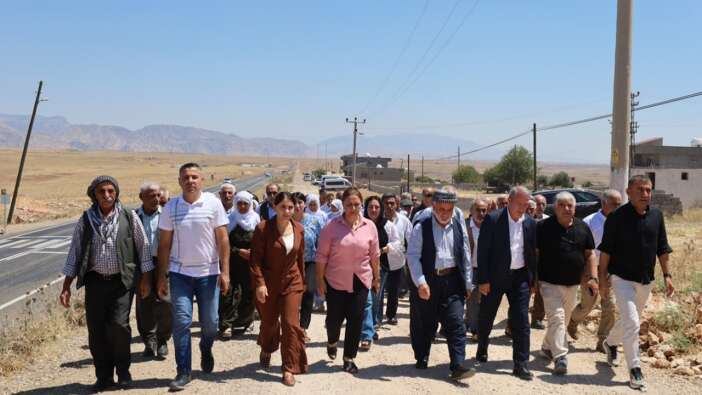 Milletin değil PKK'nın vekili! DEM Partili vekil Nevruz Uysal Aslan, terörist taziyesinde Türkiye'yi hedef aldı