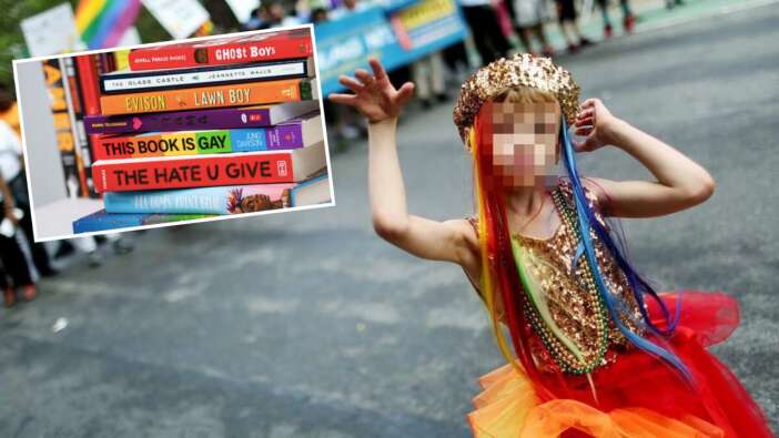 Raflardan kaldırıldı... İngiliz veliler okullardaki LGBT kitaplarına isyan etti!