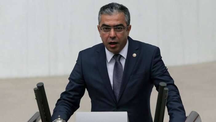 Cumhurbaşkanı Danışmanı'ndan başkanlık sistemi açıklaması: Partili Cumhurbaşkanlığı sistemi diye bir şey yok