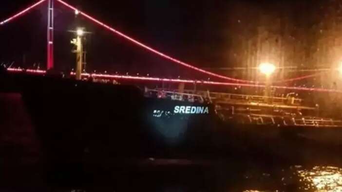 İstanbul Boğazı gemi arızası nedeniyle çift yönlü kapatıldı