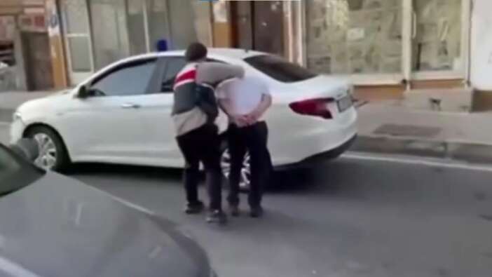 Suç örgütü kurma, kasten adam öldürmeye teşebbüs... 2 ayrı suç örgütüne KUYU-20 Operasyonu! Elebaşları dahil 11 şüpheli tutuklandı