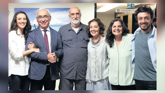 Şener Şen 7 yıl sonra ''Yol Ayrımı'' ile dönüyor...