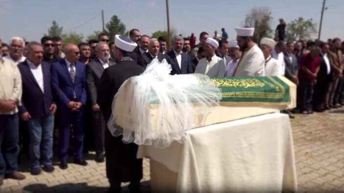 Narin'in cenaze namazını kıldıran imamdan tepki: Musallada yatan aslında bizim vicdanımız!