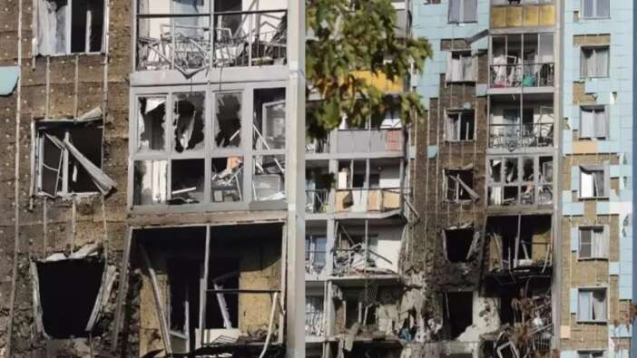 Ukrayna'dan Rusya'nın başkentine saldırı! Ölü ve yaralılar var... Uçuşlar askıya alındı!